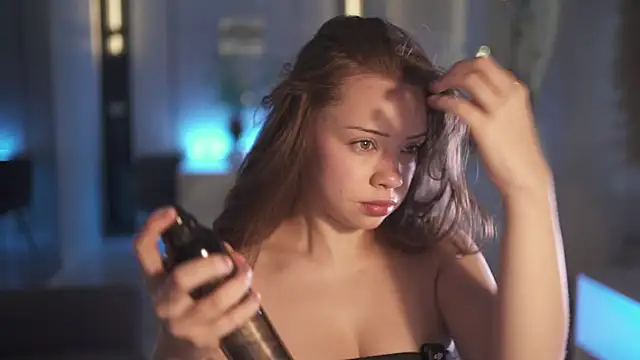 VixenMia online show from 04-06-26, 03:46