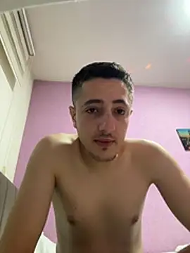 WhiteeMen online show from 11-29-25, 08:42