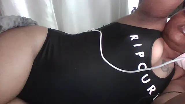 Snapshot of Nasty_sweet_ass chatting on 06-03-26, 02:33 Nasty sweet ass online show from 06-03-26, 02:33