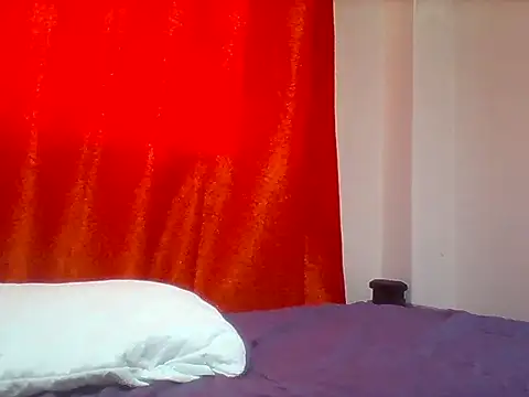 Snapshot of Cute_Lopez chatting on 10-03-25, 06:26 Cute Lopez online show from 10-03-25, 06:26