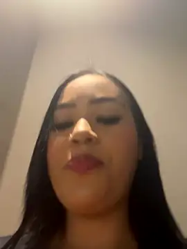 Luisa Fernandaa online show from 11-23-25, 08:19