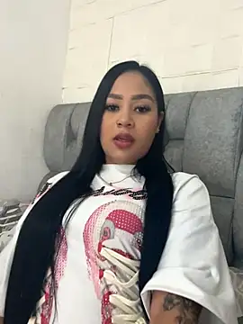 Snapshot of Luisa_Fernandaa chatting on 10-16-25, 12:19 Luisa Fernandaa online show from 10-16-25, 12:19