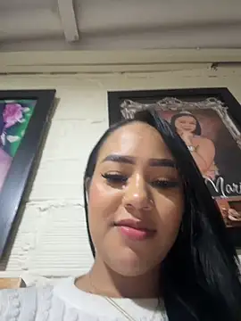 Luisa Fernandaa online show from 04-07-26, 12:34