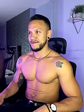 ARON TAYLER01 online show from 09-10-25, 10:36