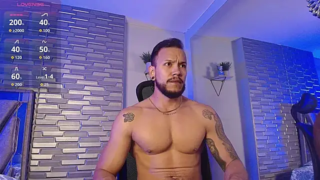 ARON TAYLER01 online show from 04-11-26, 10:30