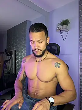 ARON TAYLER01 online show from 12-18-25, 10:30