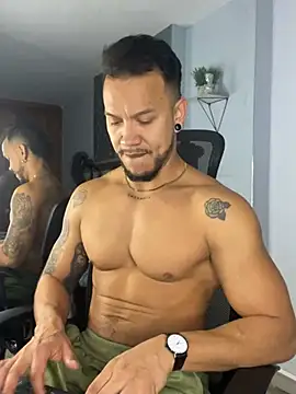 ARON TAYLER01 online show from 03-22-25, 12:46