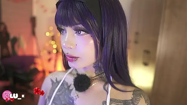 Snapshot of Samanthha_roberts chatting on 06-11-26, 06:38 Samanthha roberts online show from 06-11-26, 06:38