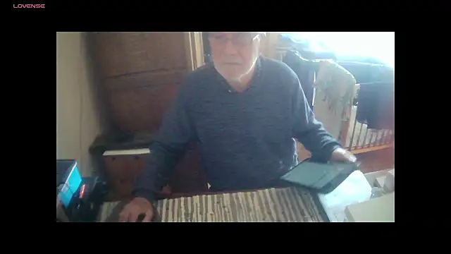 terrybare online show from 10-26-25, 02:39