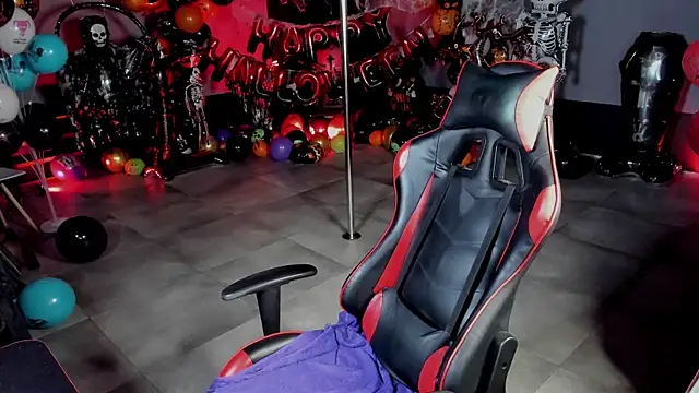 dirty-boss online show from 11-26-25, 04:07