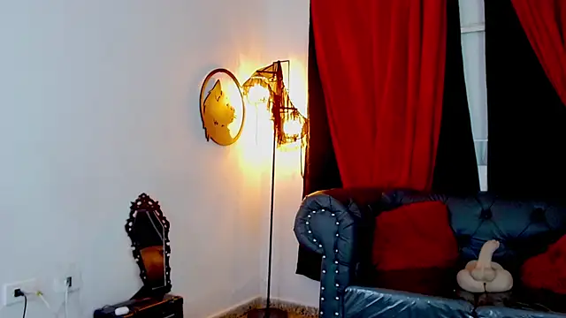 misslombana online show from 04-25-26, 04:59