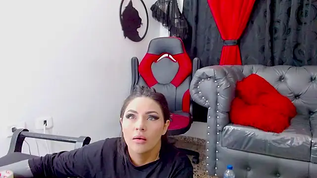 misslombana online show from 03-24-26, 03:50