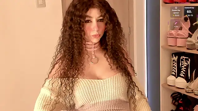 Snapshot of Orianna_reed_ chatting on 06-16-26, 03:17 Orianna reed online show from 06-16-26, 03:17