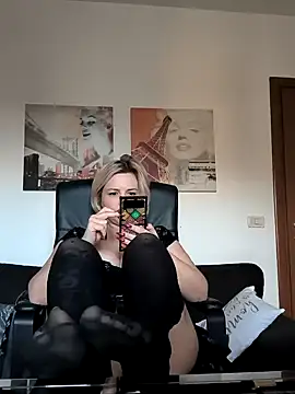 Snapshot of Ladykaos chatting on 01-14-25, 02:32 Ladykaos online show from 01-14-25, 02:32