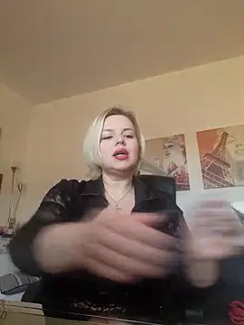 Snapshot of Ladykaos chatting on 03-19-25, 02:35 Ladykaos online show from 03-19-25, 02:35
