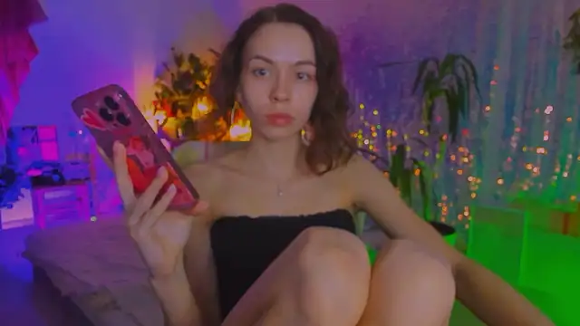 poli   online show from 03-07-26, 04:34