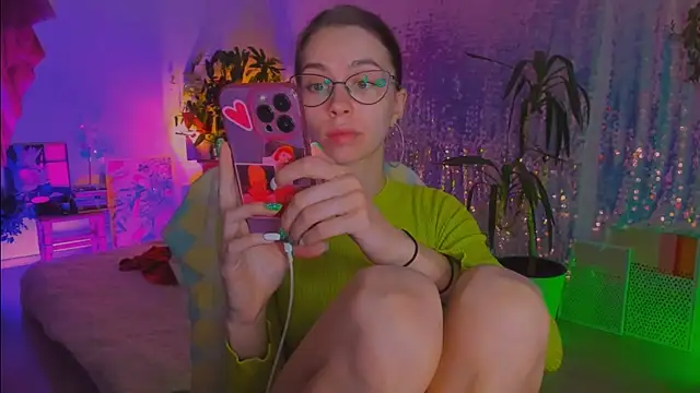 poli   online show from 02-16-26, 04:38