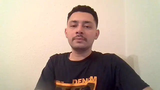 Snapshot of hemohemi chatting on 07-09-26, 01:50 hemohemi online show from 07-09-26, 01:50