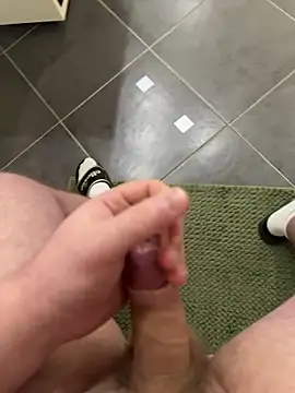 Cozqhh online show from 02-17-26, 02:03