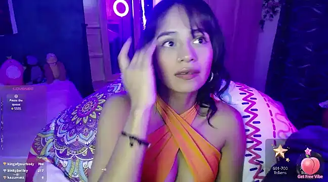 Snapshot of Samara_Beltran chatting on 02-28-25, 08:53 Samara Beltran online show from 02-28-25, 08:53