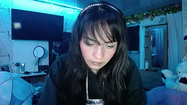 Snapshot of Samara_Beltran chatting on 10-02-25, 02:59 Samara Beltran online show from 10-02-25, 02:59