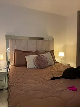 Im Valentina online show from 03-27-26, 12:30