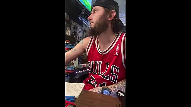 CloudDadddyyy420 online show from 10-28-25, 03:22