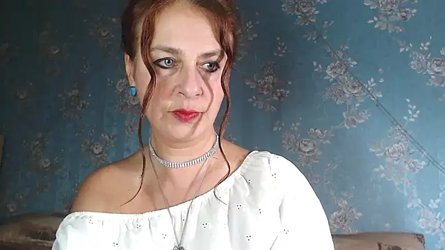 VanezaSmith online show from 09-25-25, 10:16