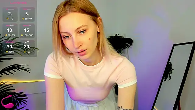 Jess Anders  online show from 11-10-25, 06:51