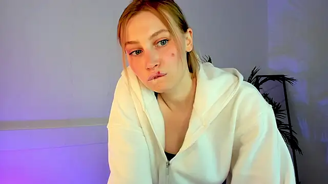 Jess Anders  online show from 11-06-25, 06:39