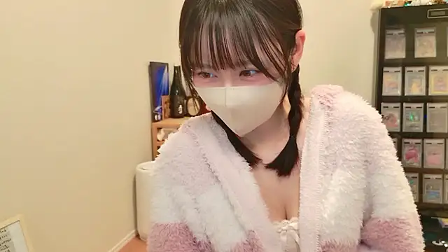 HIKARI x0 online show from 04-17-26, 02:20