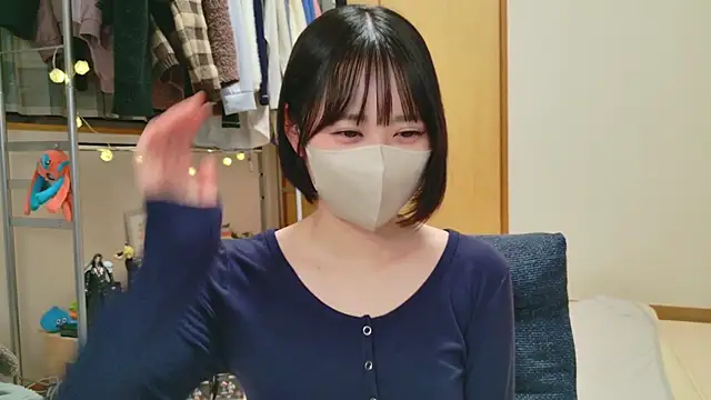 Snapshot of HIKARI_x0 chatting on 02-07-25, 02:04 HIKARI x0 online show from 02-07-25, 02:04