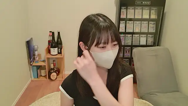 Snapshot of HIKARI_x0 chatting on 06-16-26, 02:17 HIKARI x0 online show from 06-16-26, 02:17