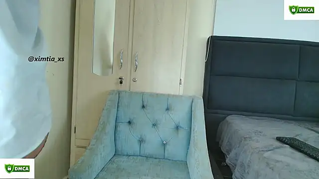 Snapshot of ximtia_xs chatting on 11-18-25, 02:53 ximtia xs online show from 11-18-25, 02:53