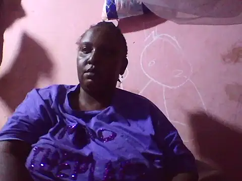 Snapshot of big_clits chatting on 05-24-26, 06:19 big clits online show from 05-24-26, 06:19
