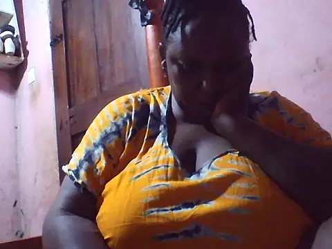 Snapshot of big_clits chatting on 06-05-26, 05:23 big clits online show from 06-05-26, 05:23