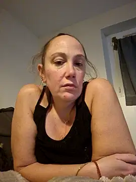 Wisie Cutie online show from 11-18-25, 11:15