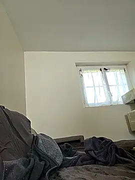 Wisie Cutie online show from 03-15-26, 01:18