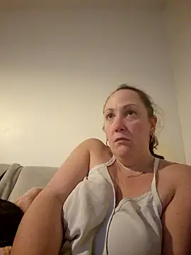 Snapshot of Wisie_Cutie chatting on 03-17-25, 11:02 Wisie Cutie online show from 03-17-25, 11:02