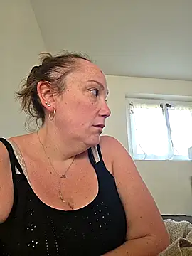 Wisie Cutie online show from 03-19-26, 03:56