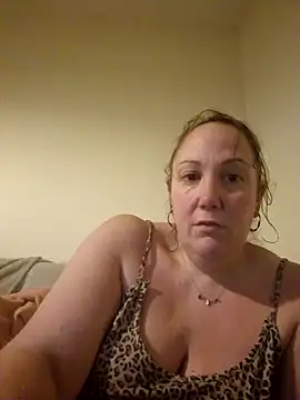Snapshot of Wisie_Cutie chatting on 01-23-25, 09:39 Wisie Cutie online show from 01-23-25, 09:39
