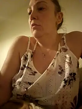 Wisie Cutie online show from 01-09-26, 12:17