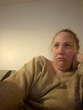 Snapshot of Wisie_Cutie chatting on 03-23-25, 12:04 Wisie Cutie online show from 03-23-25, 12:04