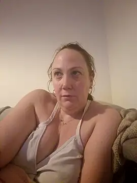 Snapshot of Wisie_Cutie chatting on 01-26-25, 12:16 Wisie Cutie online show from 01-26-25, 12:16