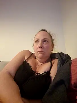 Snapshot of Wisie_Cutie chatting on 03-14-25, 10:38 Wisie Cutie online show from 03-14-25, 10:38