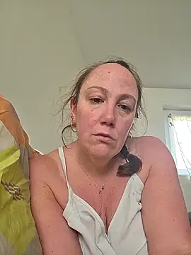 Wisie Cutie online show from 03-22-26, 12:18