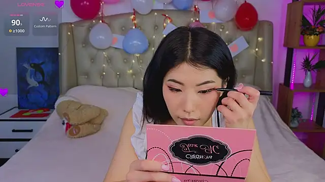 Snapshot of Wendy__Hills chatting on 02-06-25, 12:37 Wendy Hills online show from 02-06-25, 12:37