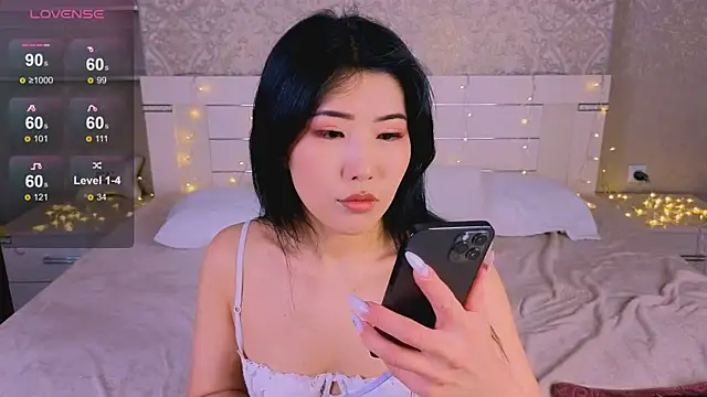 Snapshot of Wendy__Hills chatting on 04-18-26, 09:44 Wendy Hills online show from 04-18-26, 09:44