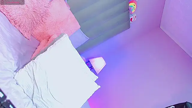 AiishaRose online show from 04-16-26, 03:13