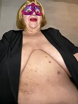 Snapshot of mariannecox chatting on 12-08-24, 10:03 mariannecox online show from 12-08-24, 10:03